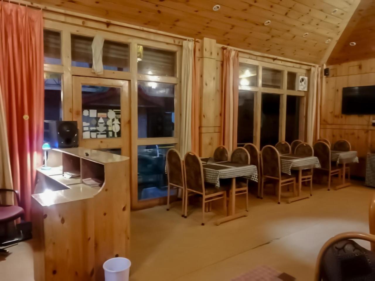 Hotel New Gyespa Kyelang Kültér fotó