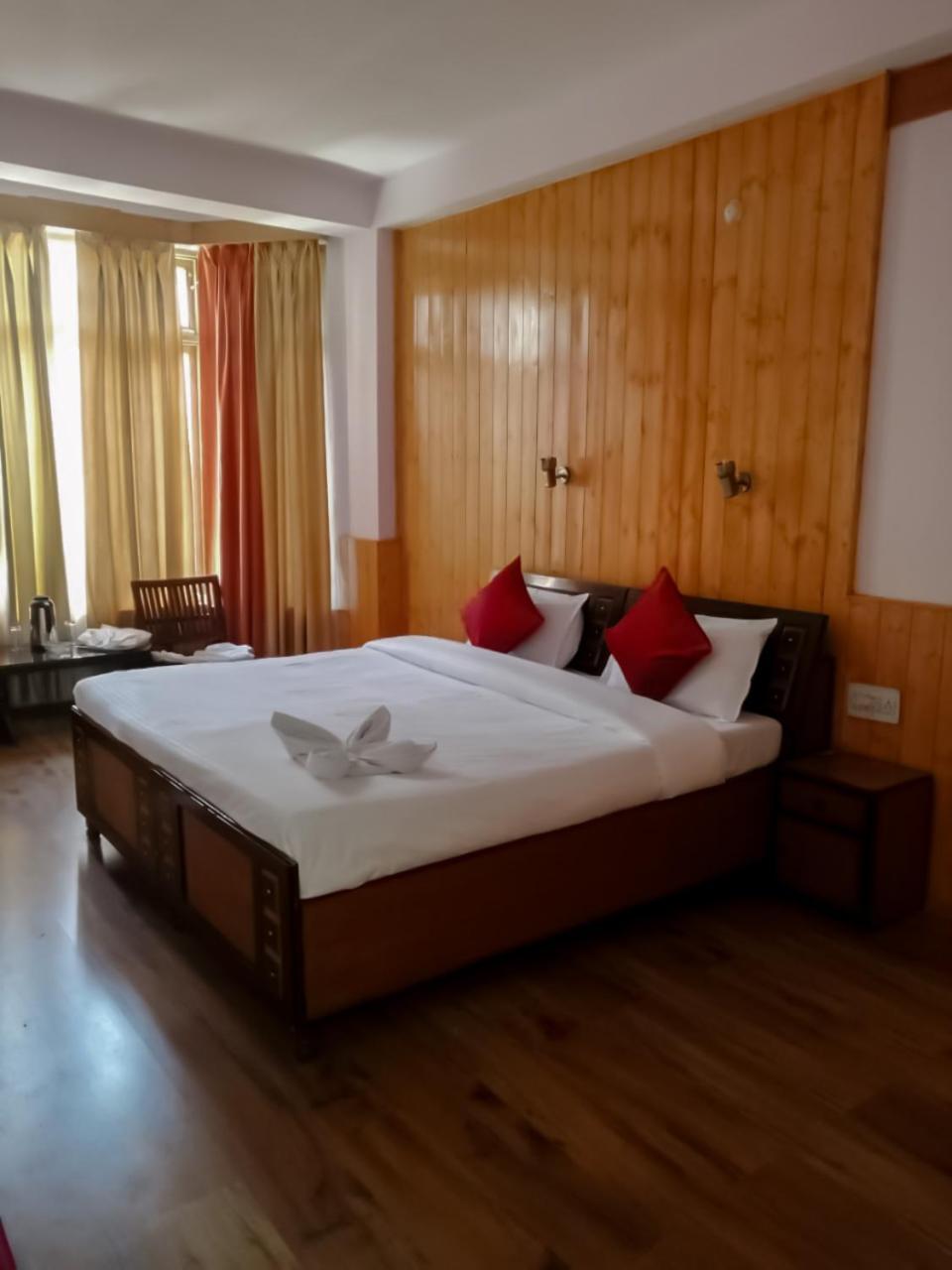 Hotel New Gyespa Kyelang Kültér fotó