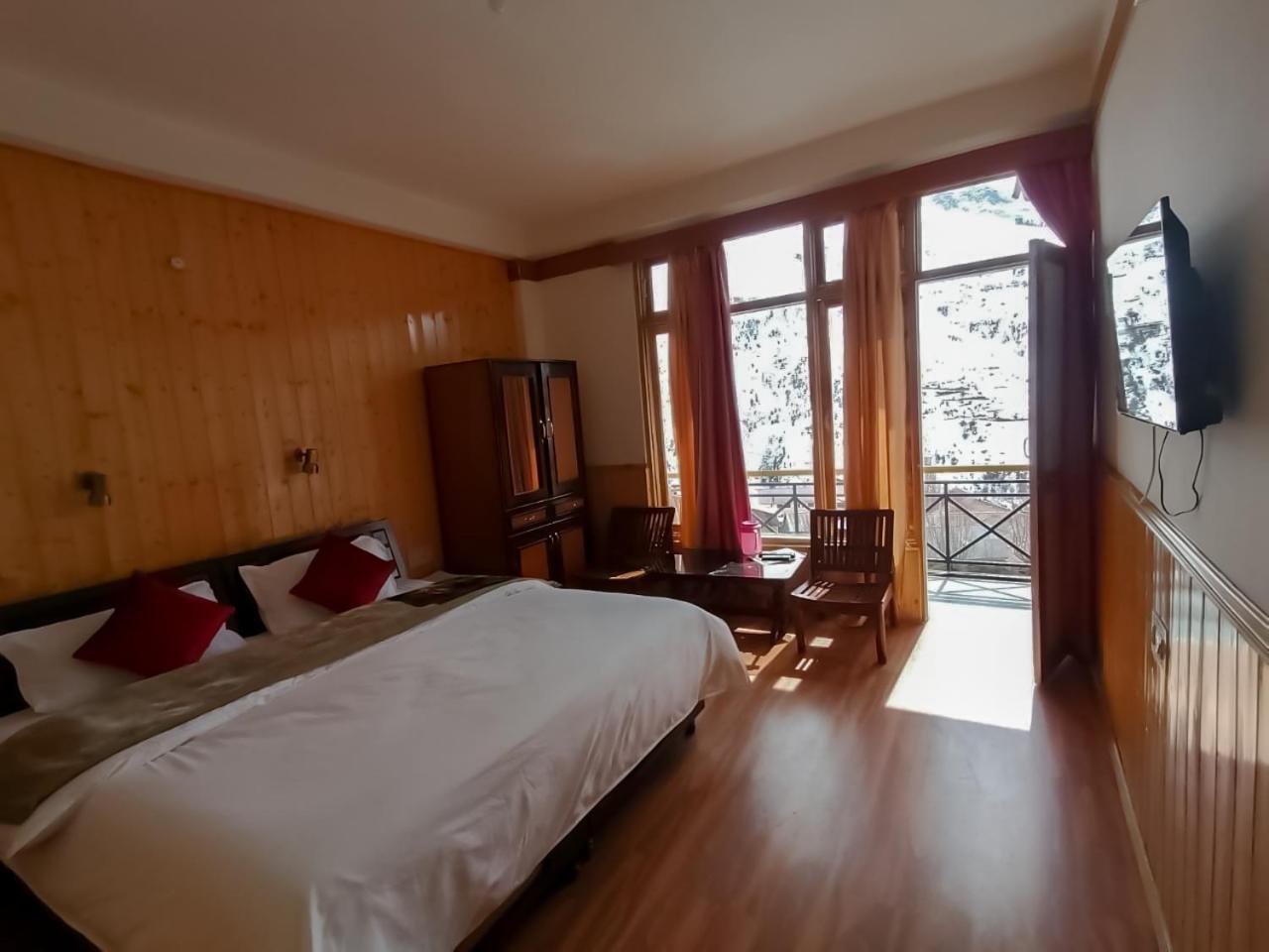 Hotel New Gyespa Kyelang Kültér fotó